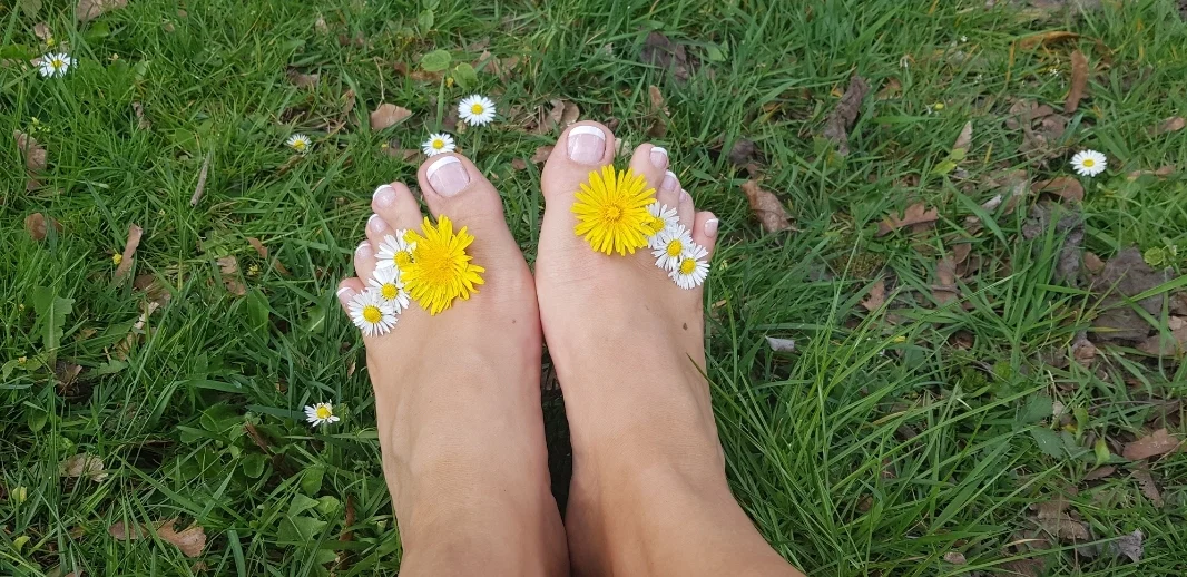 Footsie Queen profile banner