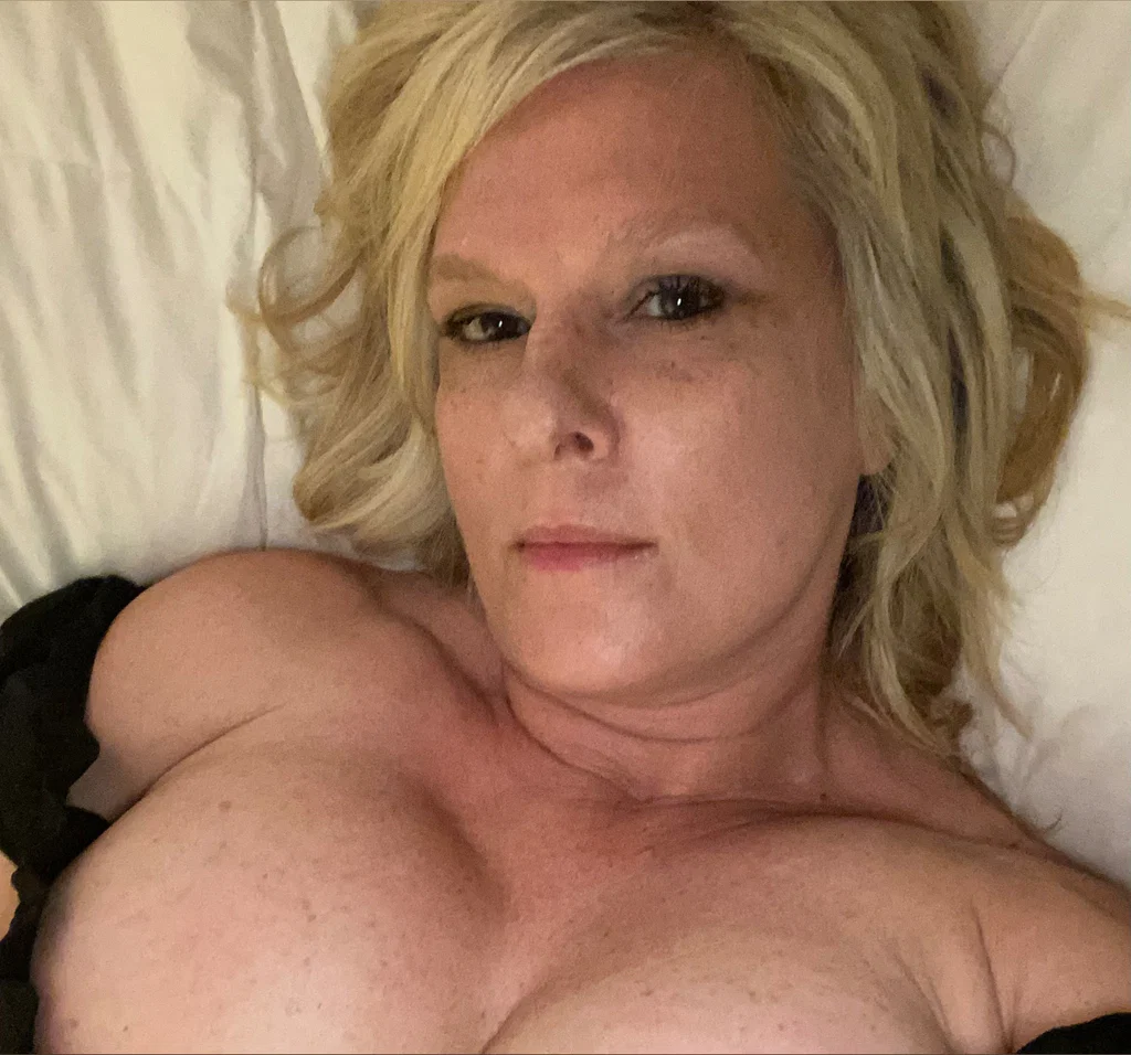 Lleighs66's avatar