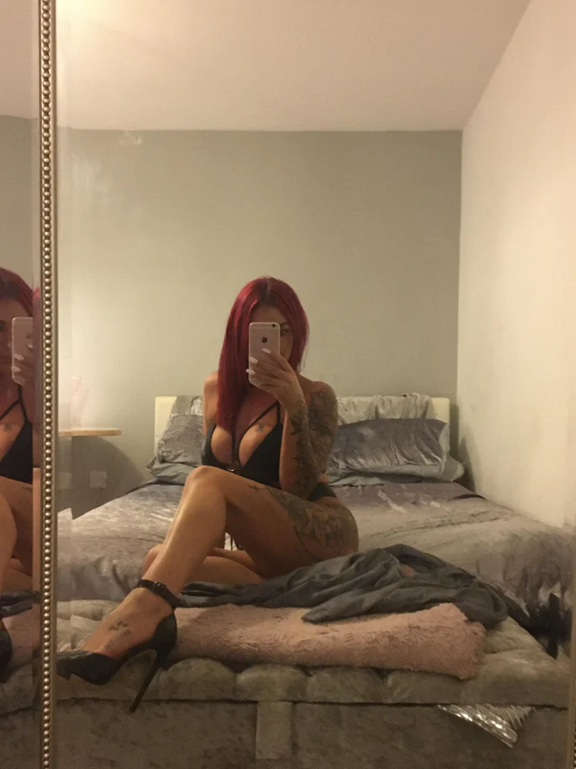 Red Hot candy 🍭 profile banner