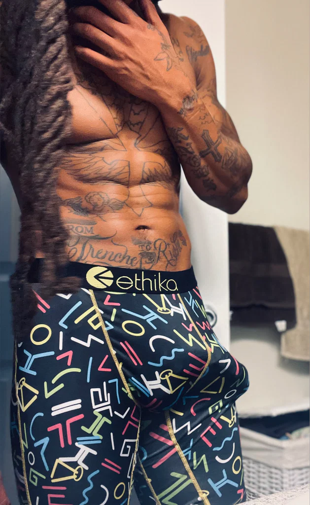 Can’t find this wood in the woods 😌's avatar
