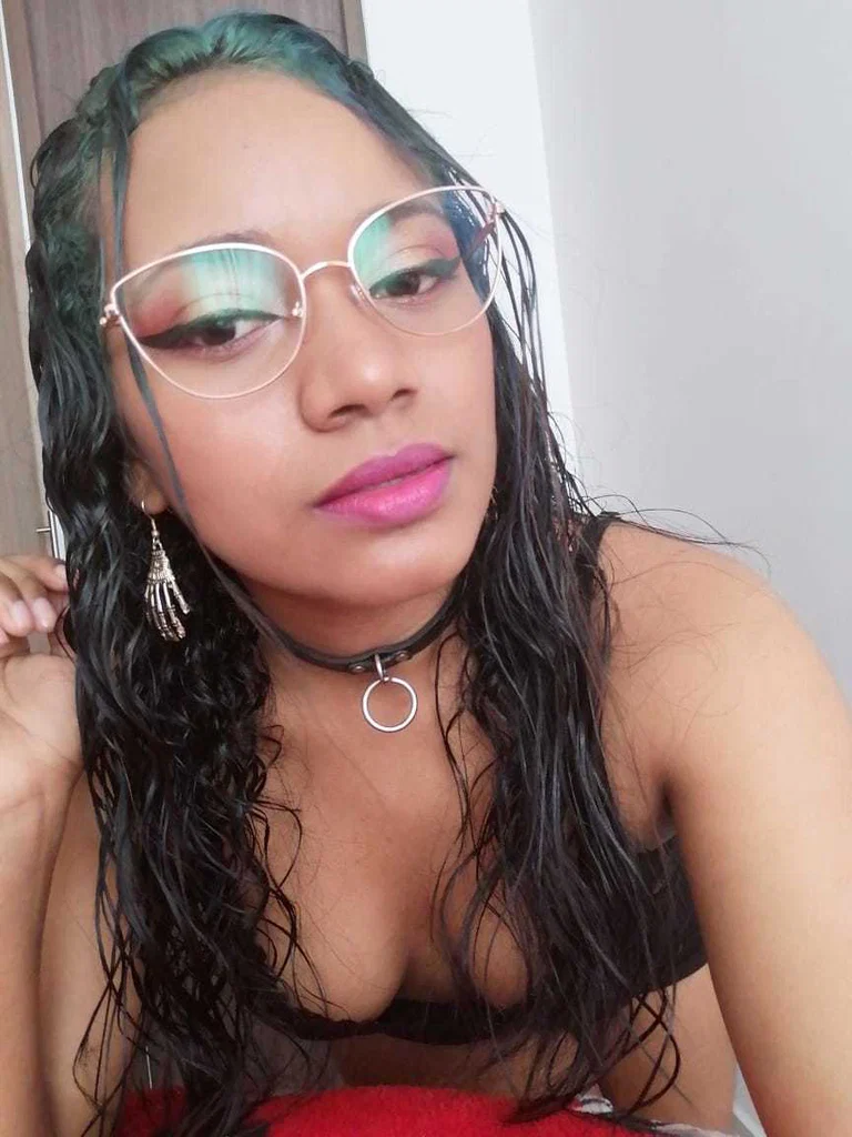 SAMANTHA BLUE
