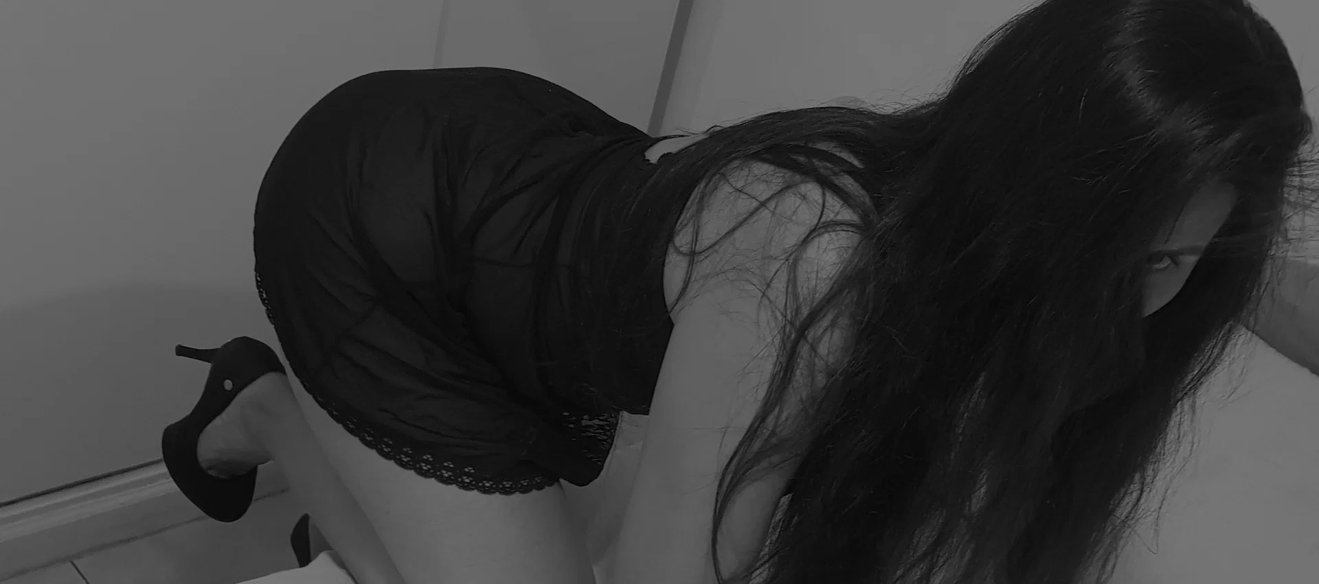 Zoe profile banner