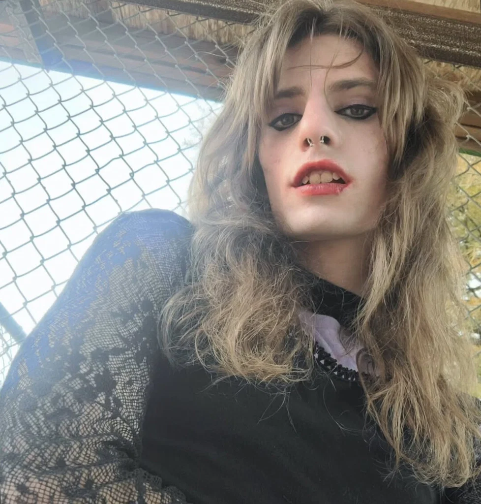 Chlorine🧪⚠️🏳️‍⚧️ [she/her]