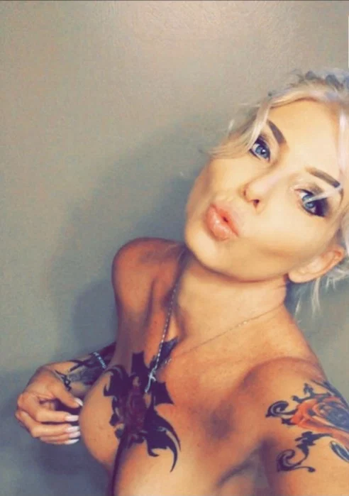 Dominique's avatar