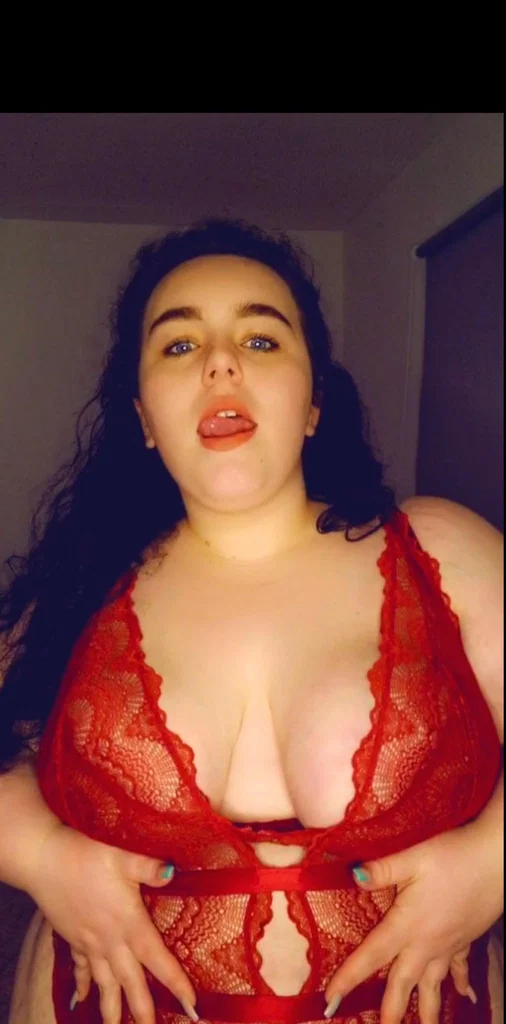 Rennie Rose 🍑🌹's avatar