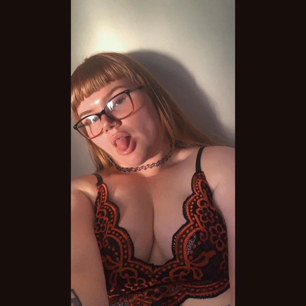 Lil Brat 😈😇🥰's avatar