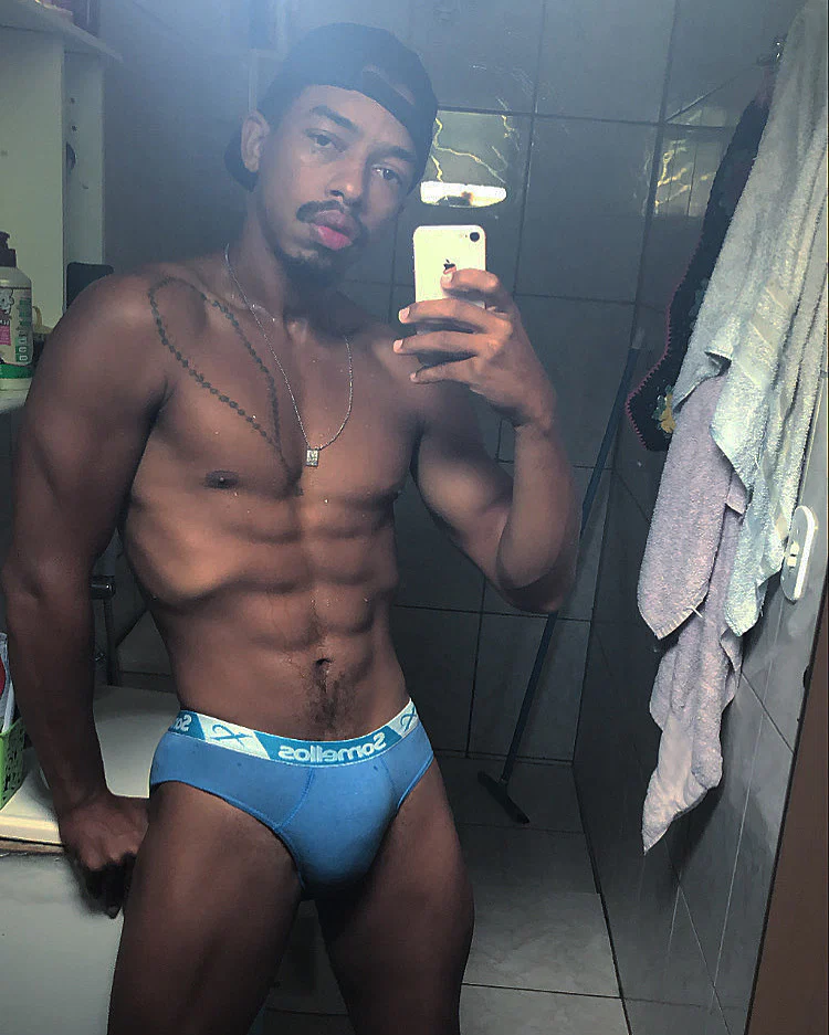 adrianobthencurt's avatar