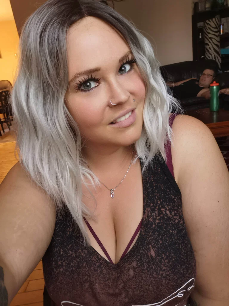 Leeshaa's avatar