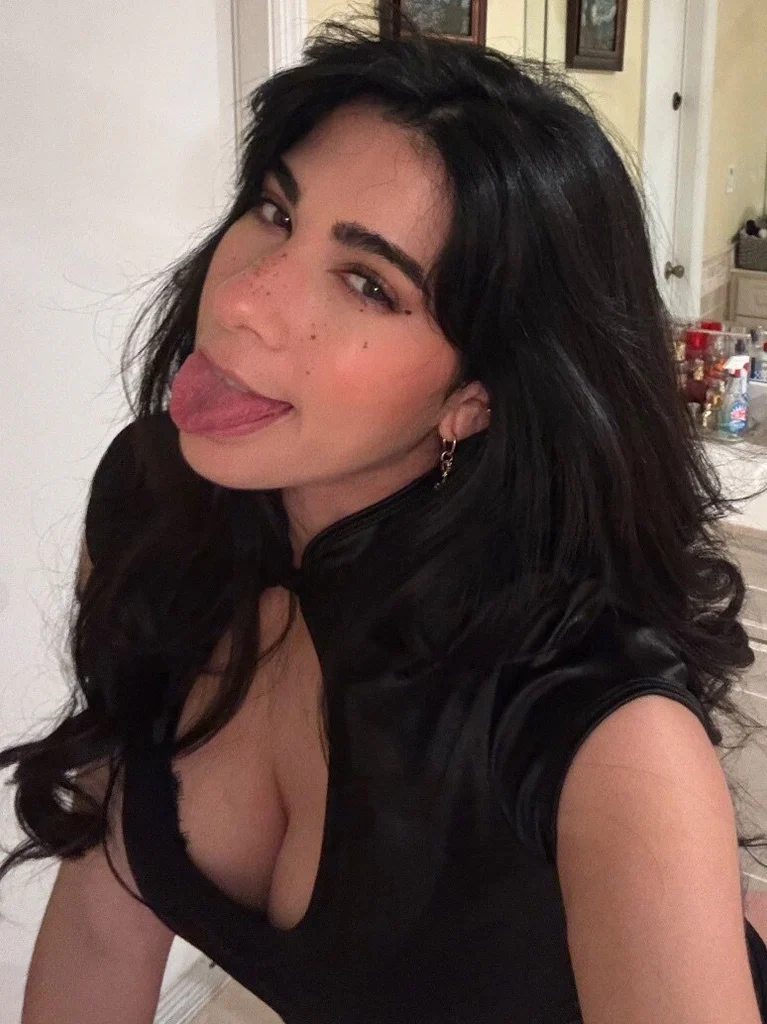 Lil Dee's avatar