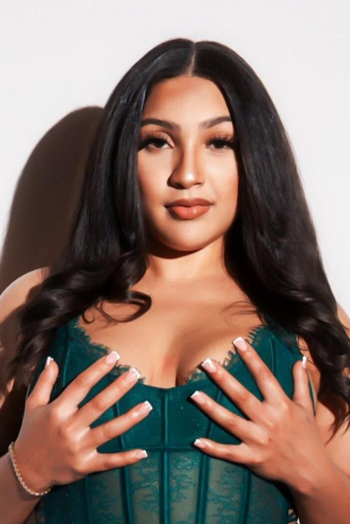 LALA LAND 🍭💦's avatar