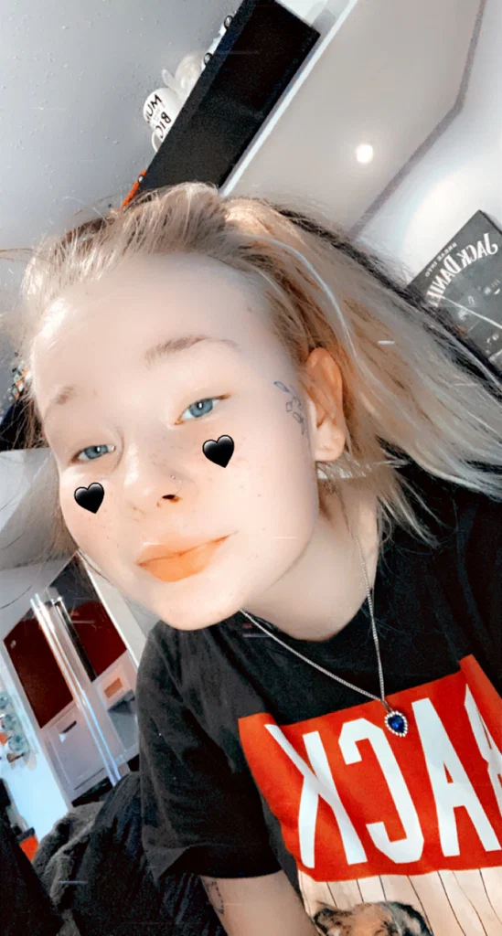 Your saving angel😈😇's avatar