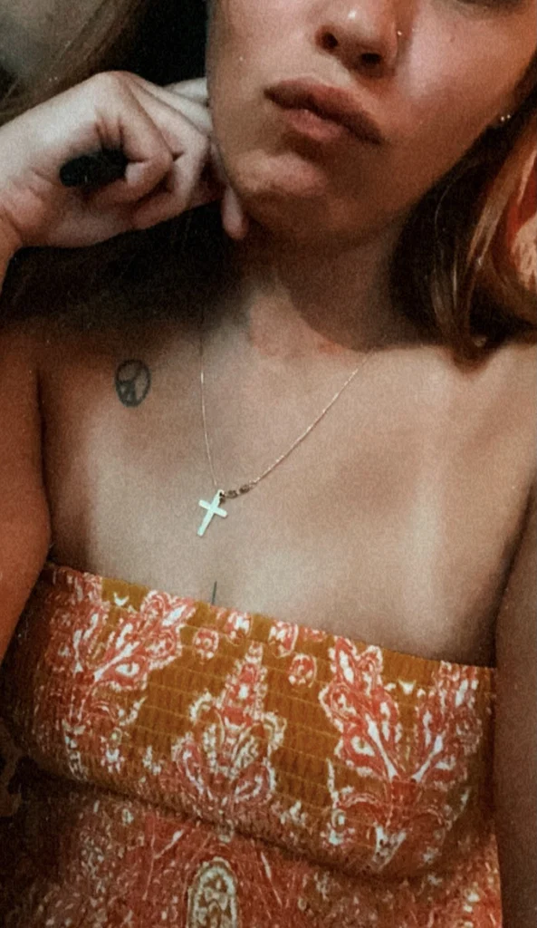 April Gem's avatar