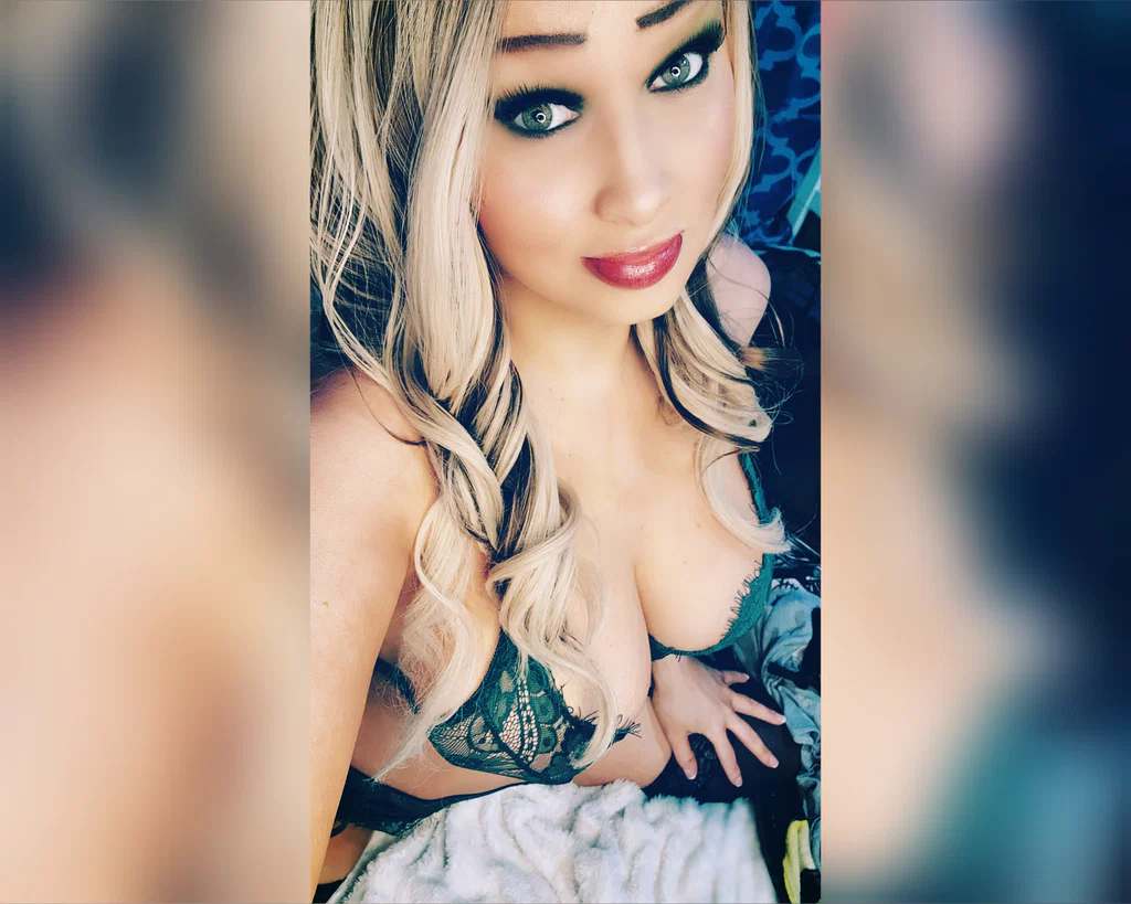 Green eyed goddess