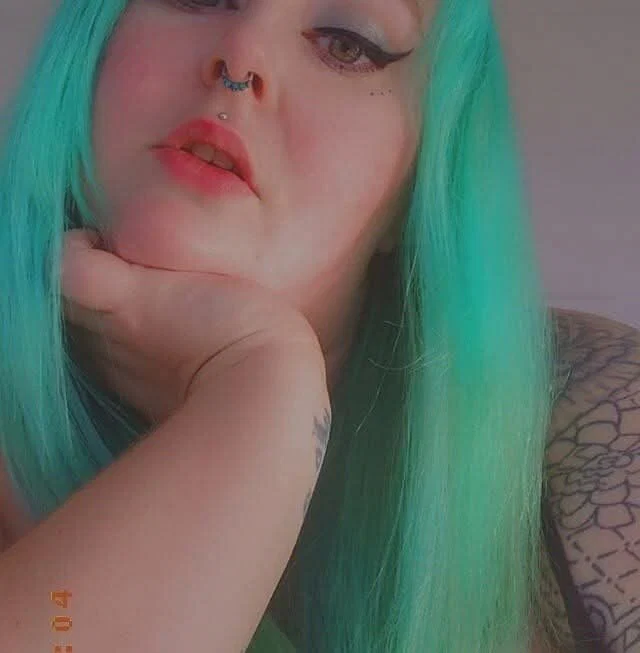 Emerald Violet