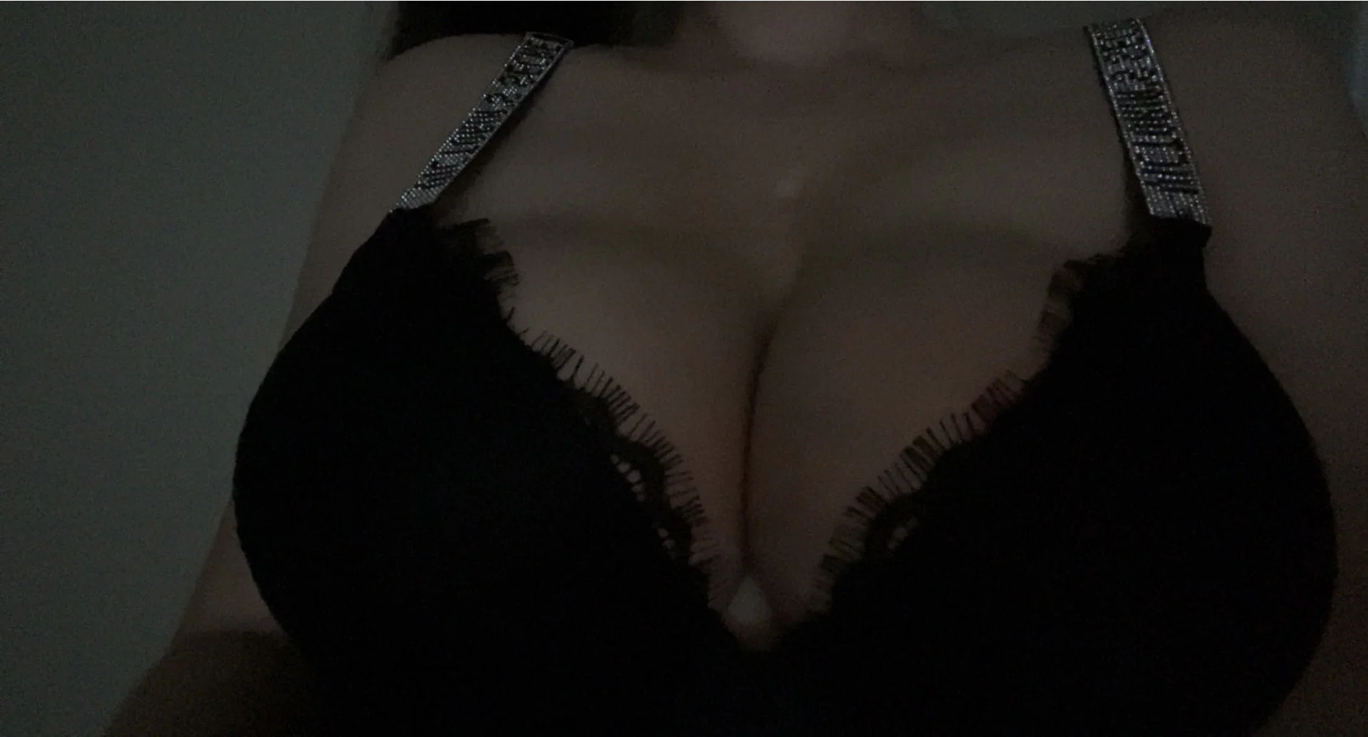 Kayla profile banner