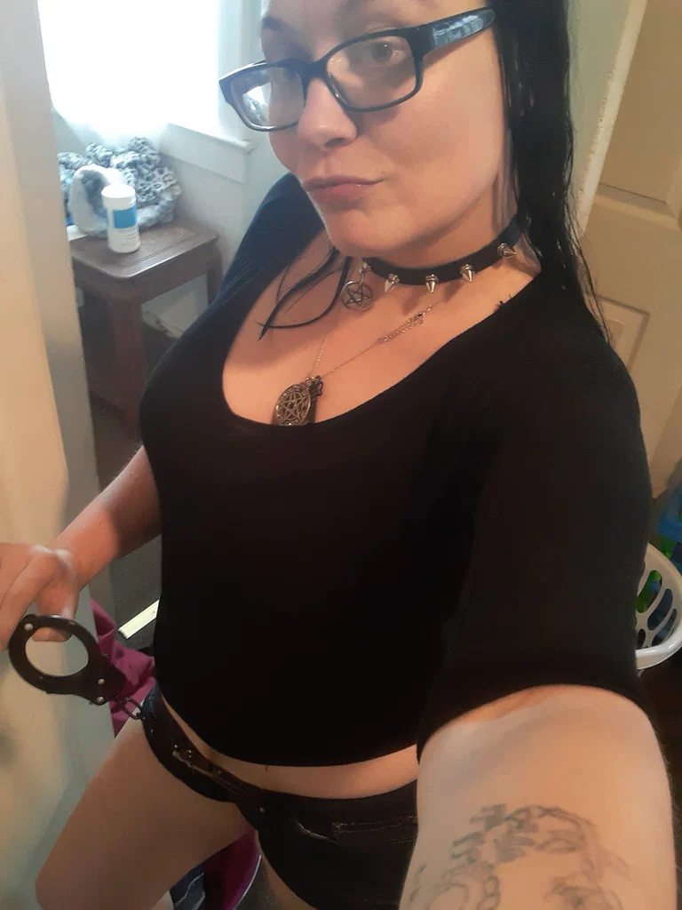 GoddessKinkyHippie420's avatar