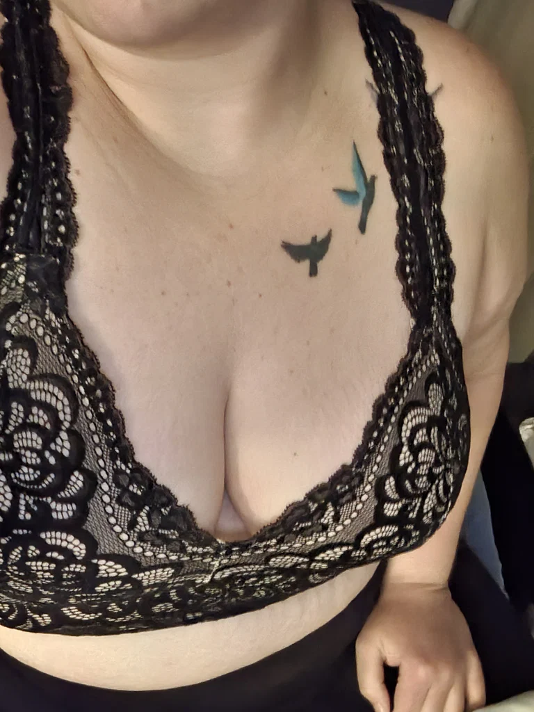 Barefoot ssbbw