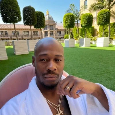 Anton Harden🍆's avatar