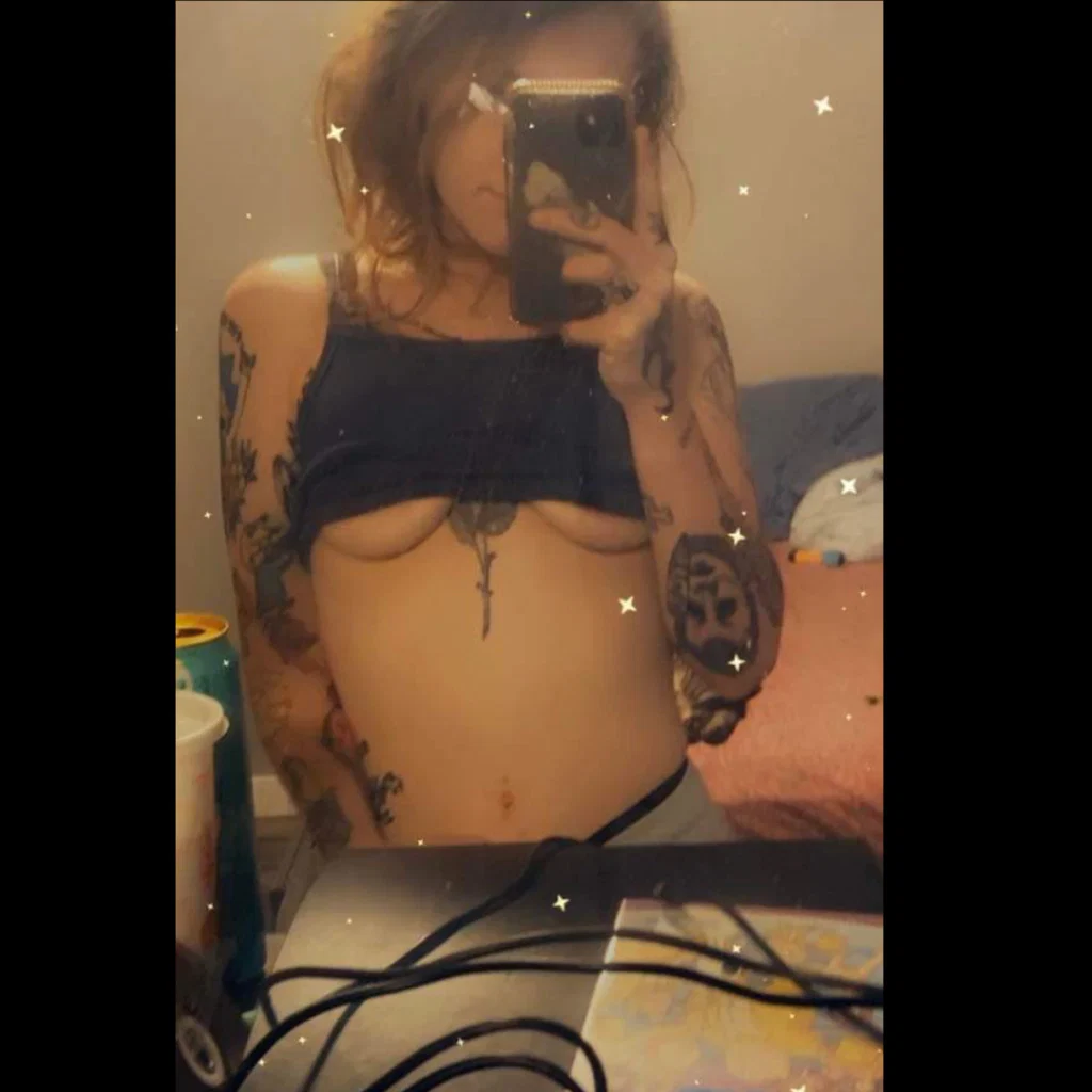 Angel Nichole 🖤's avatar