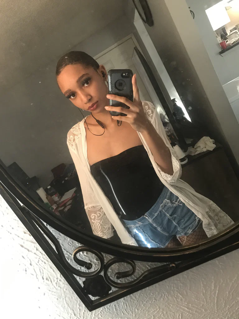 TheePrettiHo's avatar