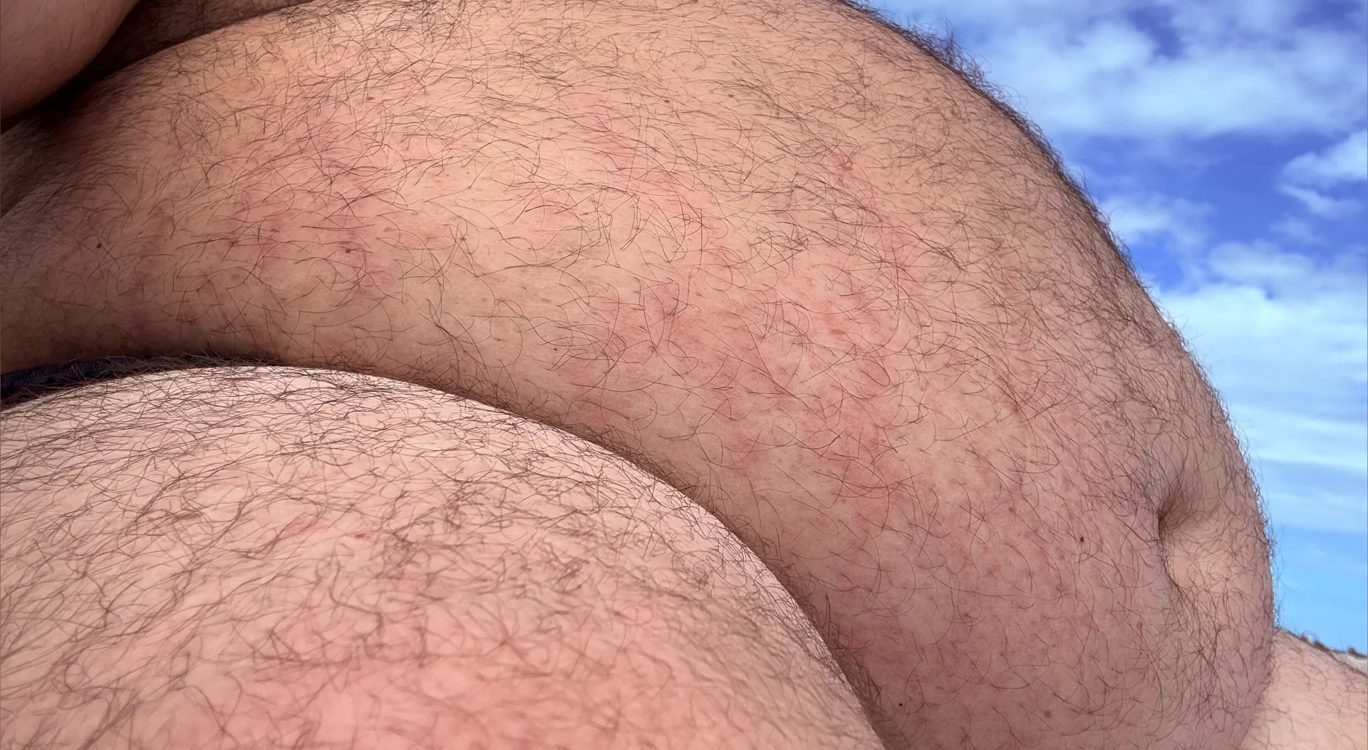 ROUNDNFUZZZY profile banner