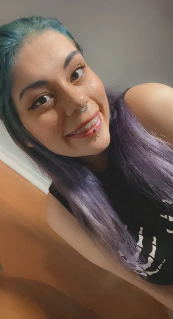 Lottie Mae's avatar