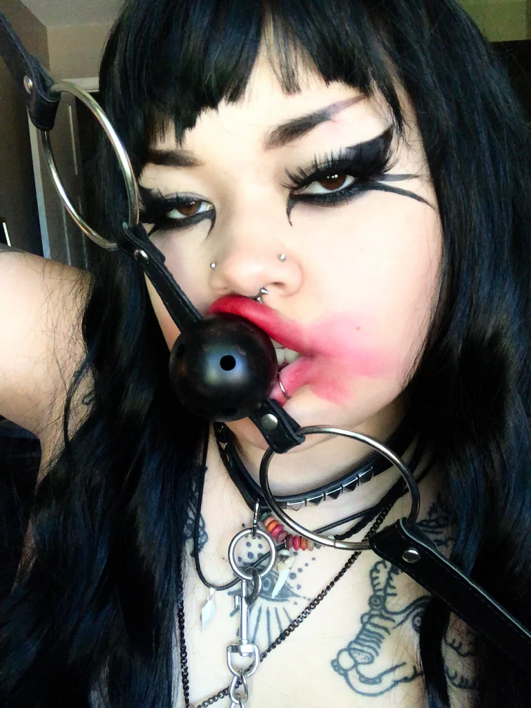 littlemissgothicc's avatar