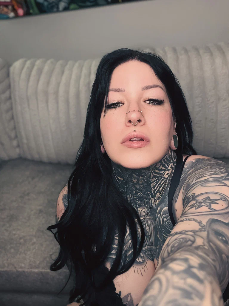 Inked Curvy | Cyndie Fox 🤍's avatar