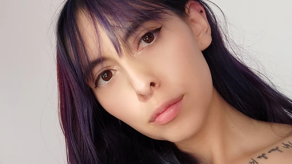 Blue Coraline's avatar