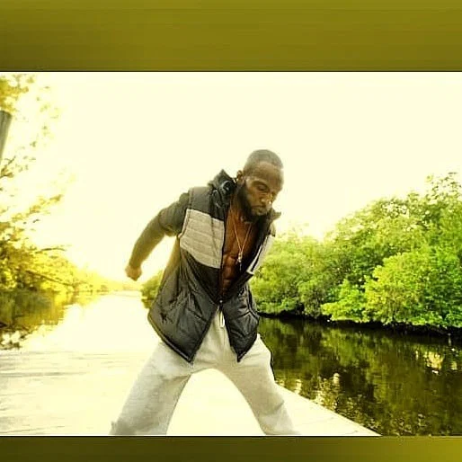 Vere The Poet profile banner