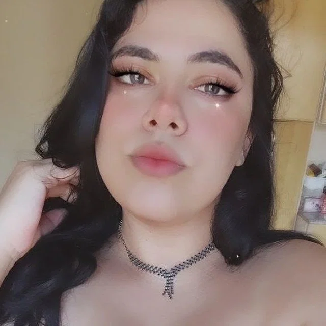 Isadora Bellini's avatar