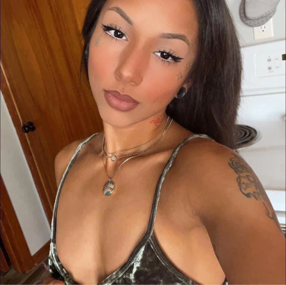 🌻Tiny Tits🌻's avatar