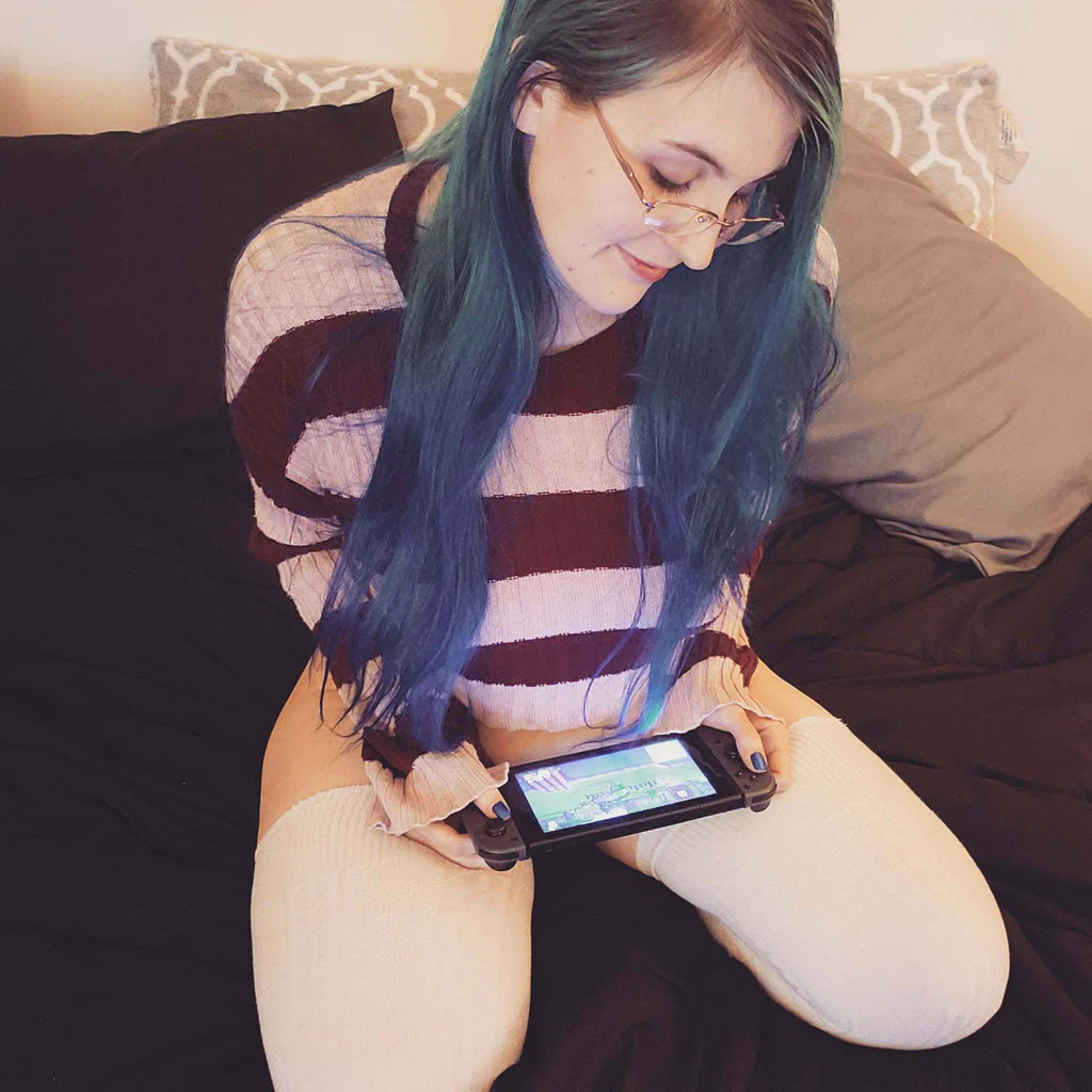 Mia Moon's avatar