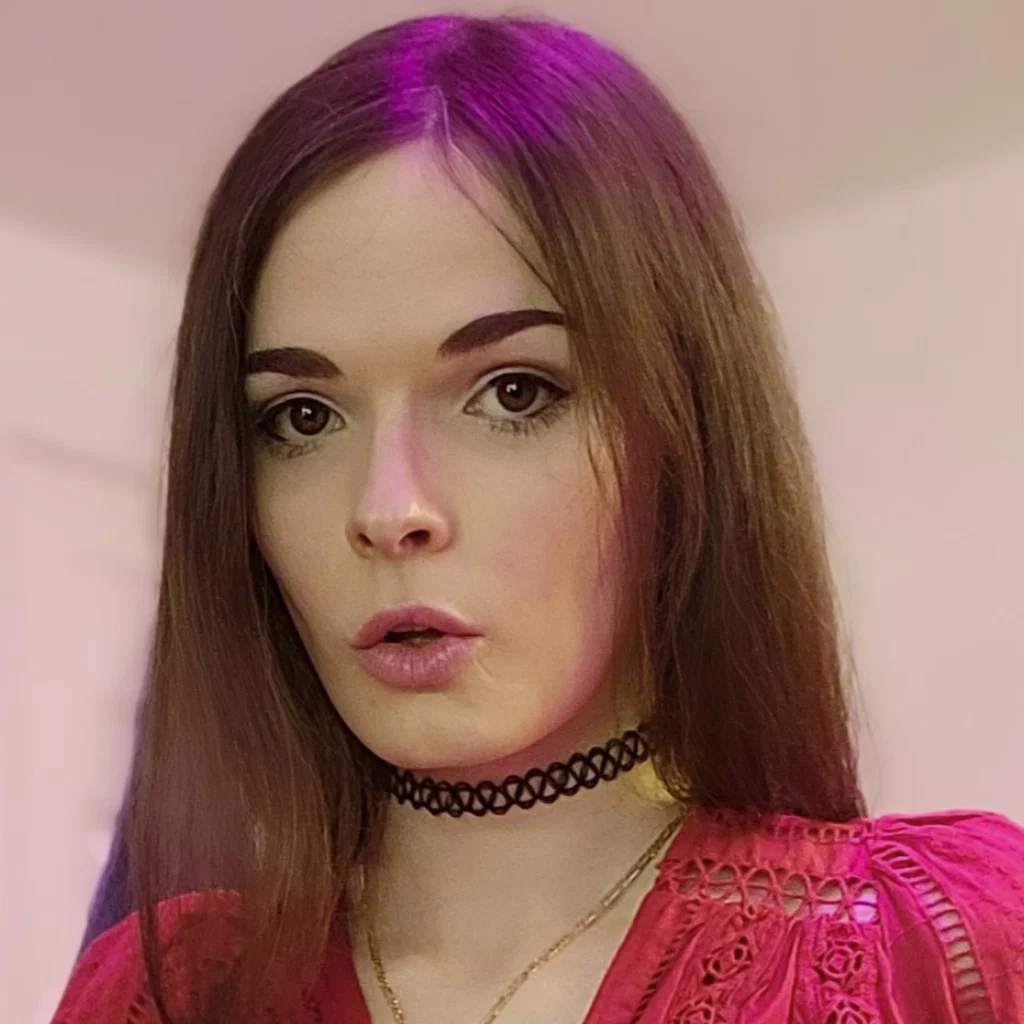 Kira Crash's avatar