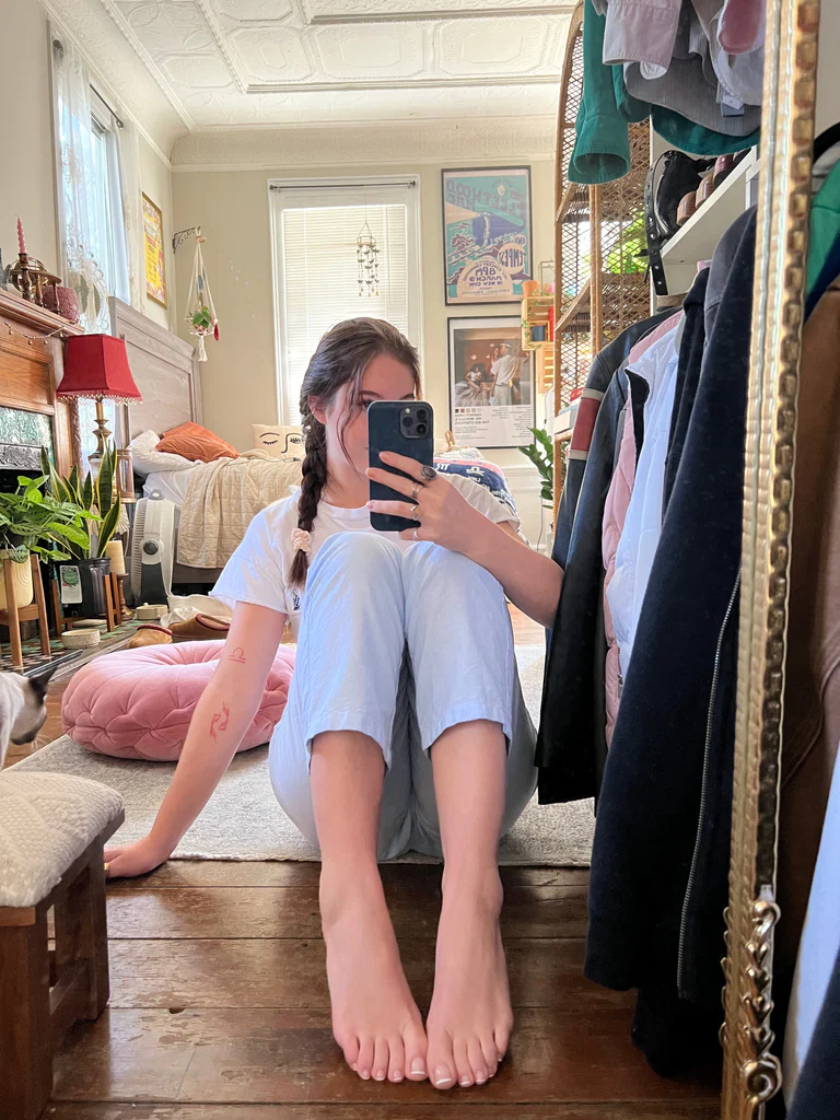 Mary Grace's avatar