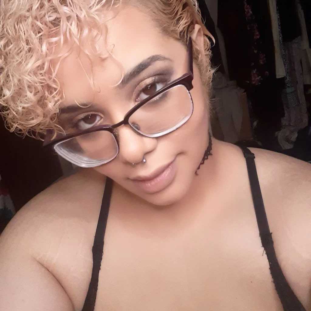 Jenesis Collins's avatar