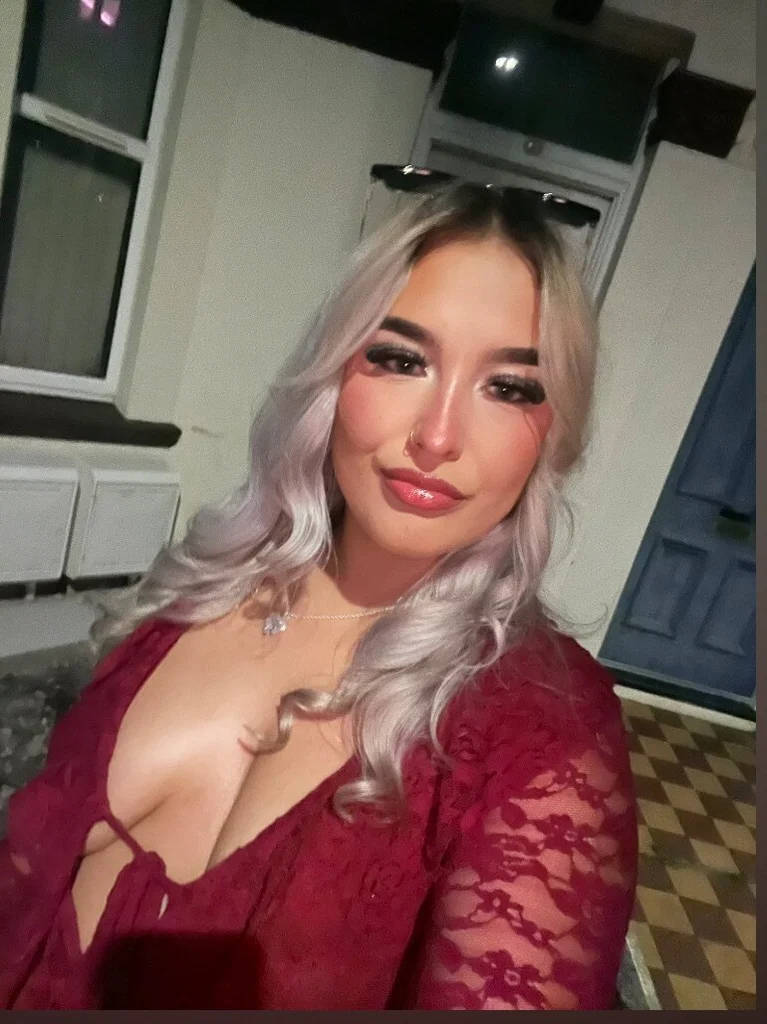 Aleks Mae