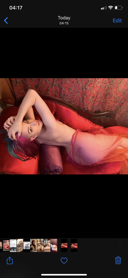 Rose Top 2% profile banner