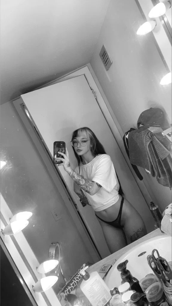 Lelo🌻's avatar