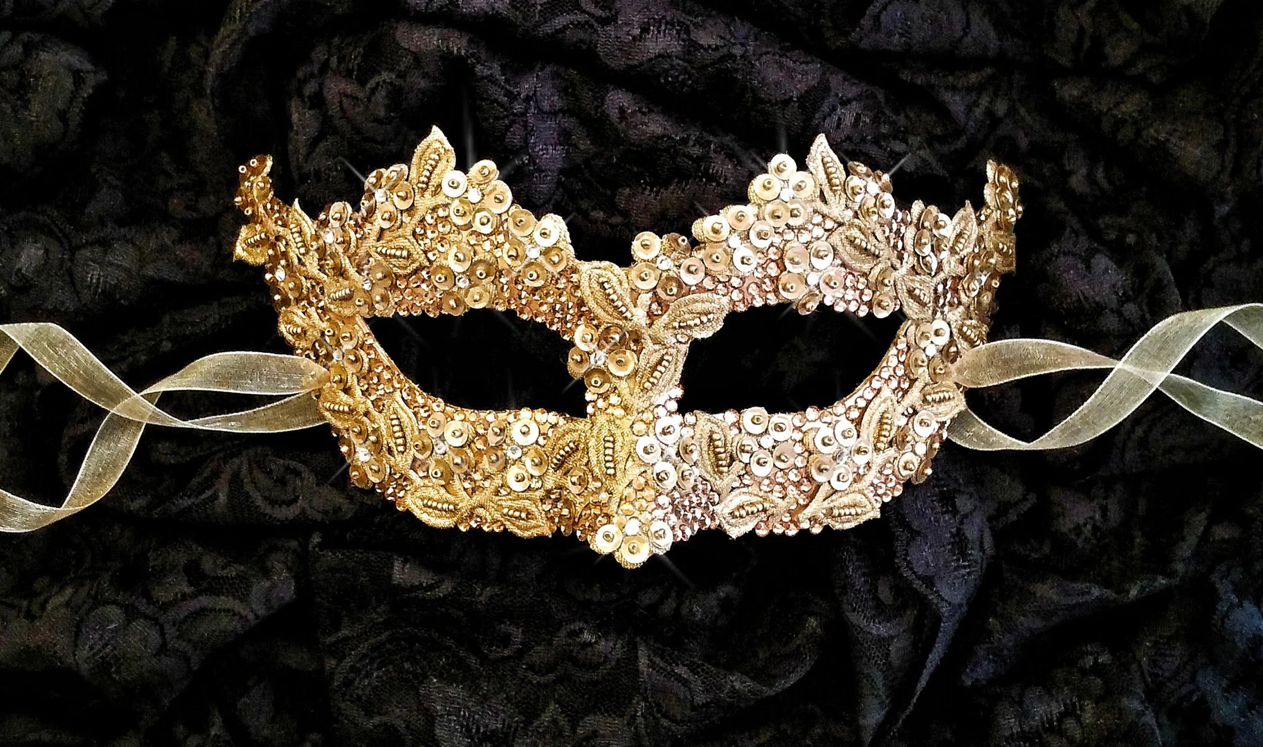 The Masked Hotwife profile banner