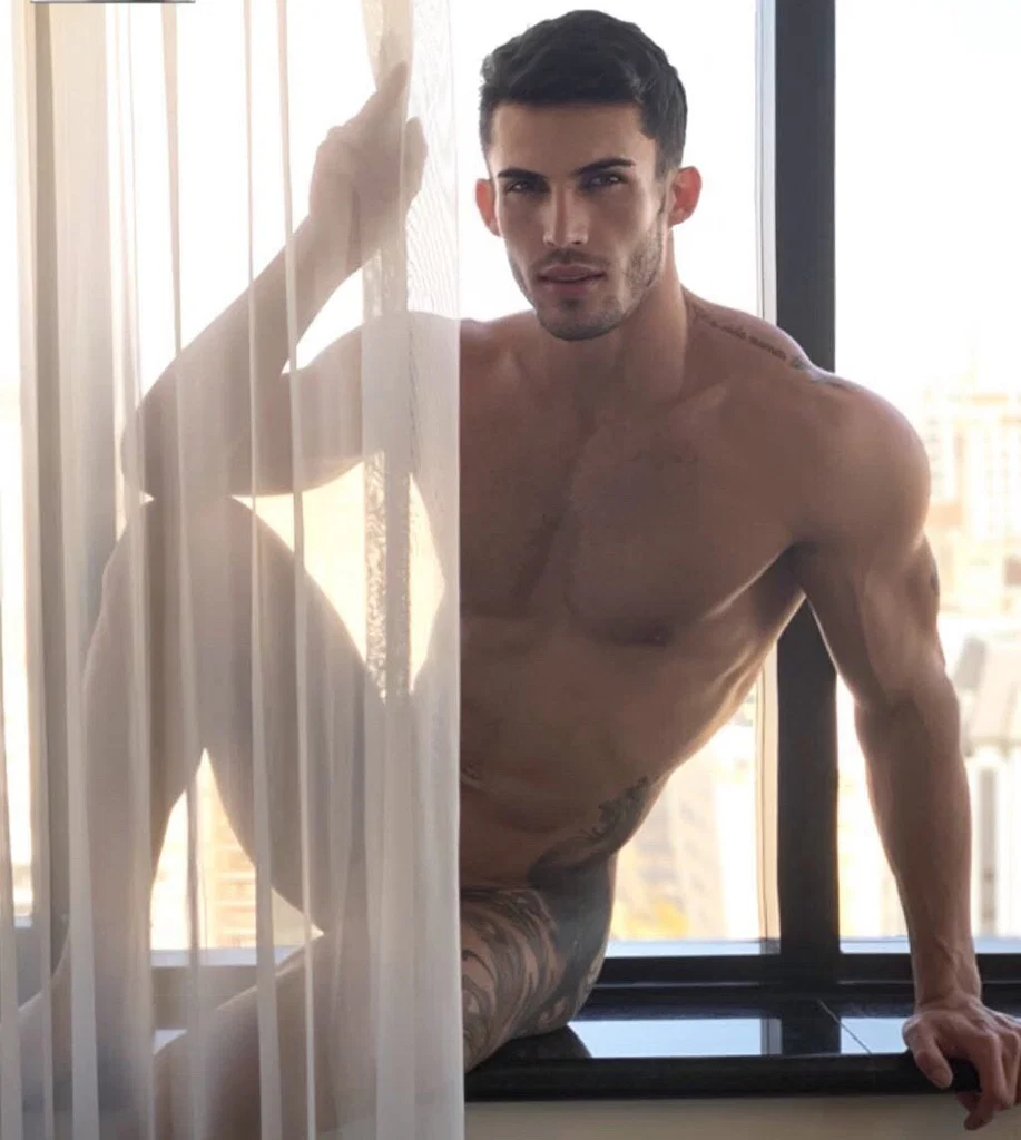 Yury Santana's avatar