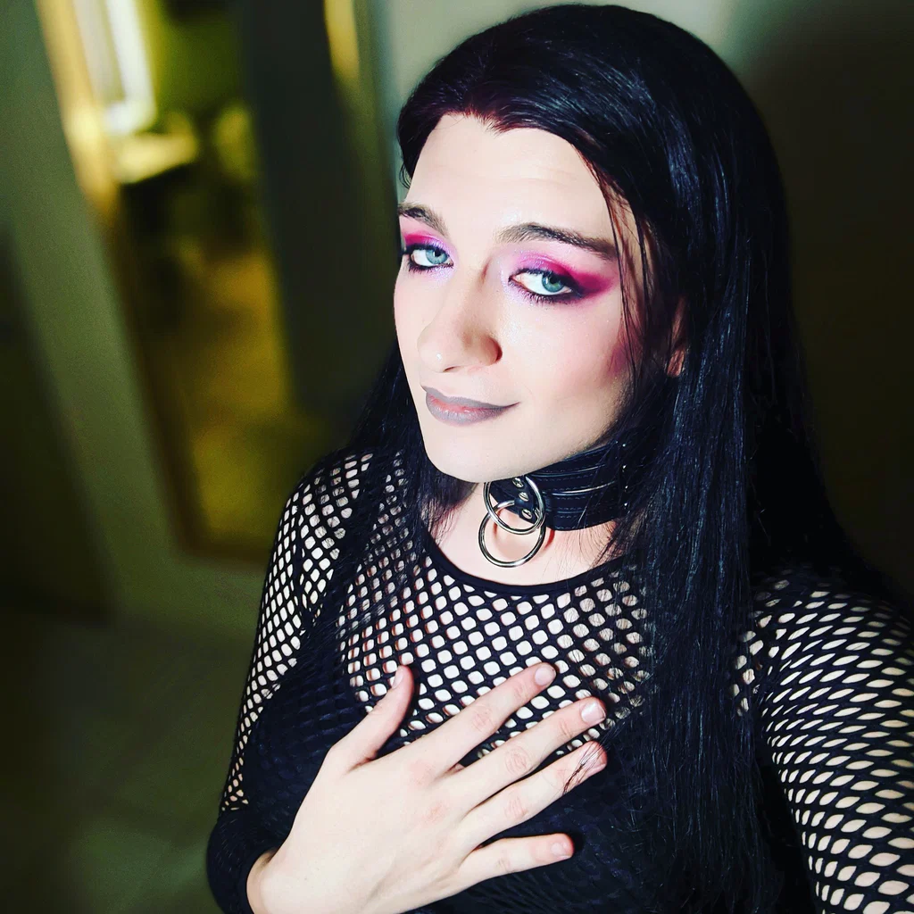 Sissylicious Alice Crystal's avatar