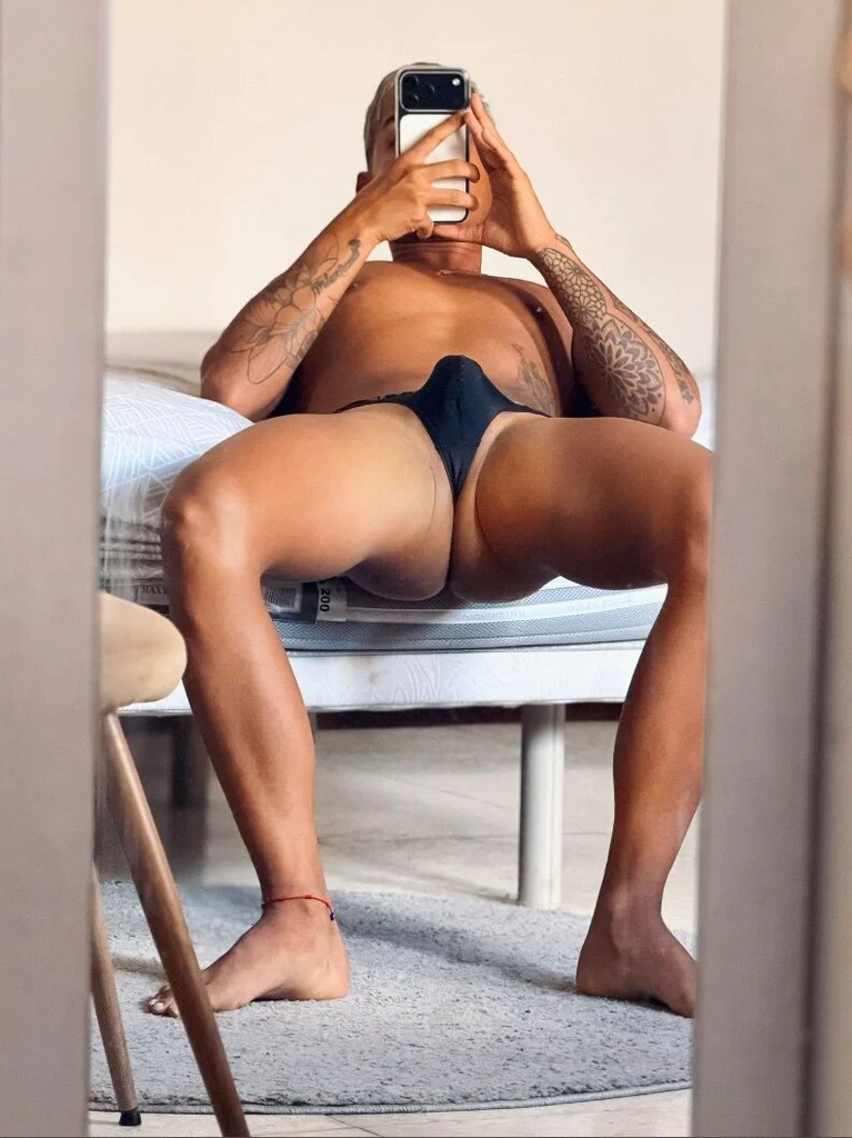 Joshua Moett's avatar