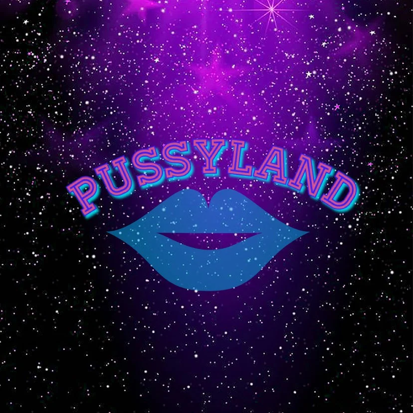 GirlsWorld profile banner