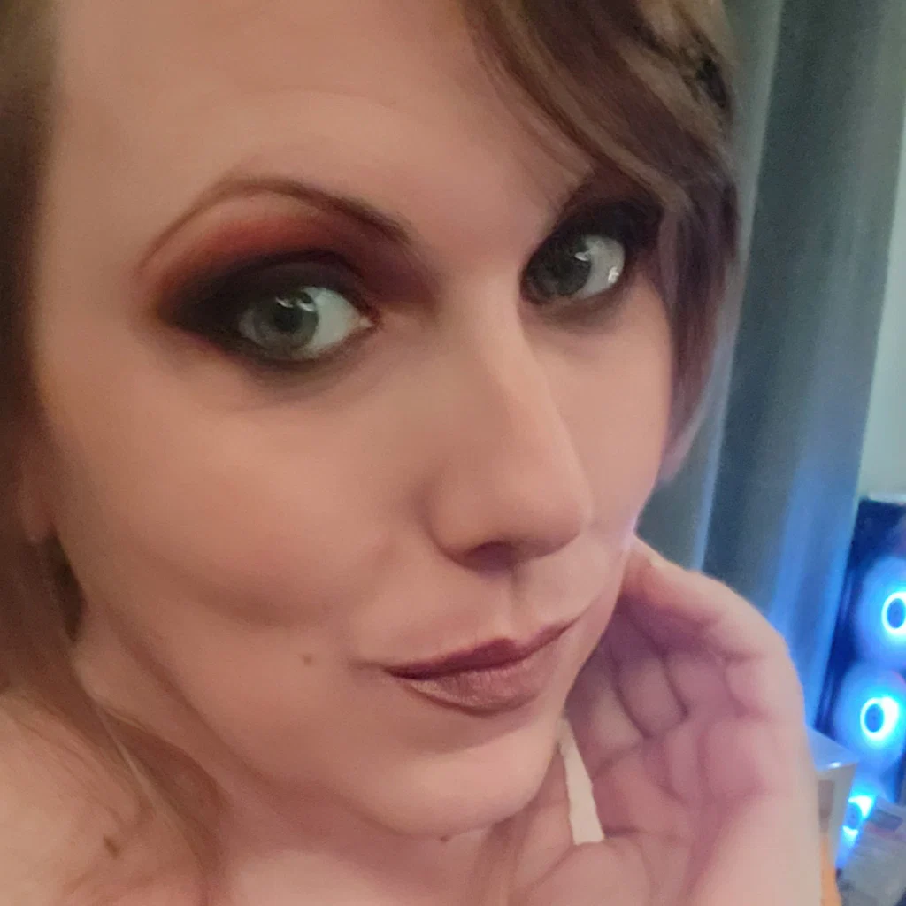 Katie Madison's avatar