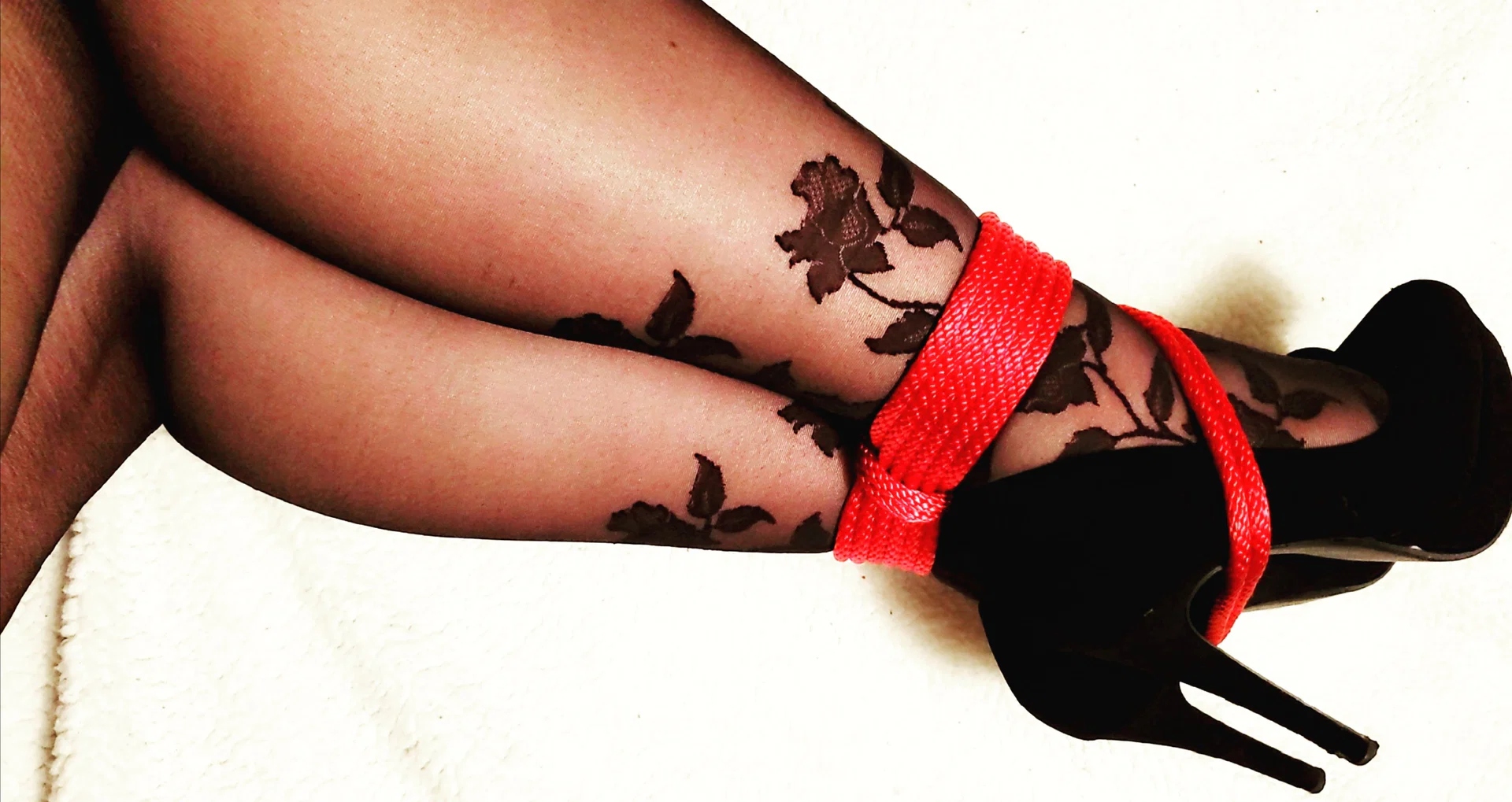 Siren profile banner