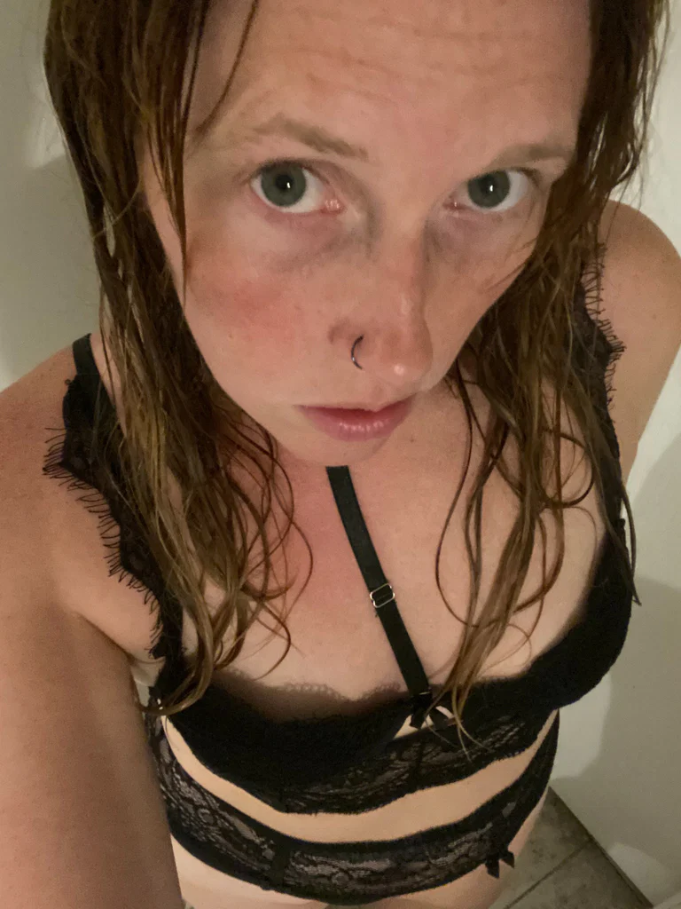 Alexis Rain's avatar