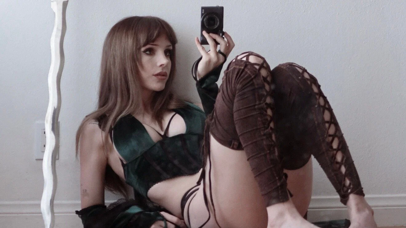 kirra kaye profile banner