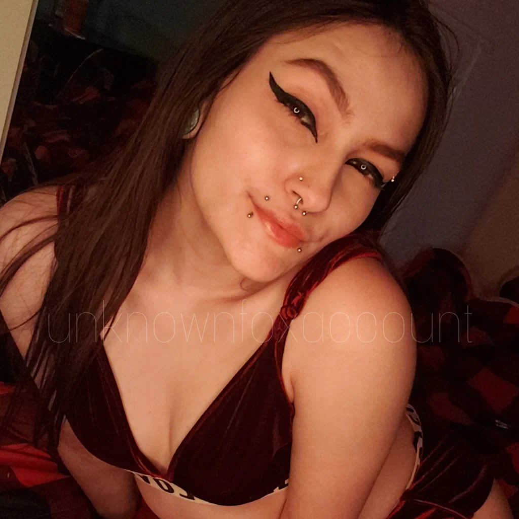 Mommy/Son roleplay vid 50% OFF's avatar
