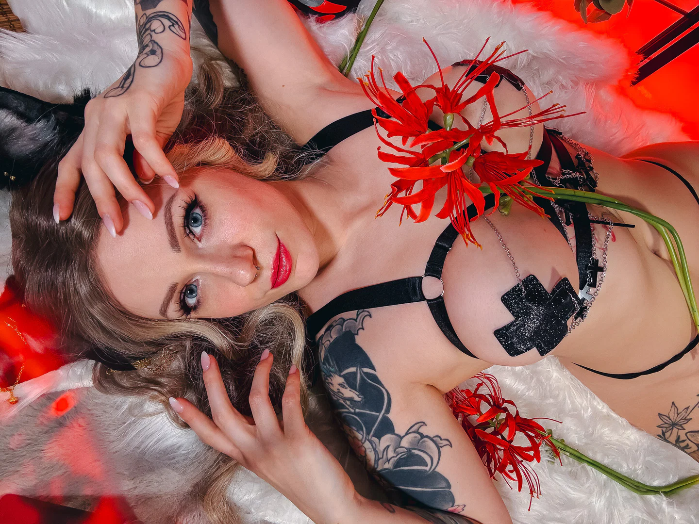 Loonakia profile banner